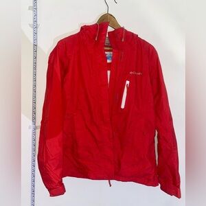 Columbia Omni Tech Waterproof Size M Women Red Hooded Breathable
